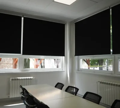  | Sunshade Blinds