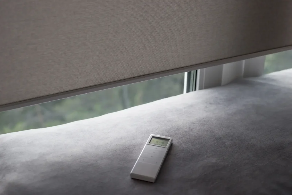 Electric blinds with a remote.