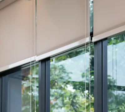  | Sunshade Blinds