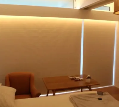  | Sunshade Blinds