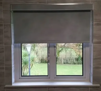  | Sunshade Blinds